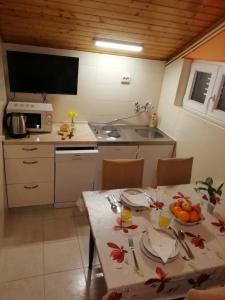 Guesthouse Brodarica (3814)