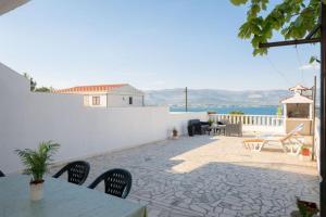 Ferienwohnung in Arbanija mit Meerblick, Balkon, Klimaanlage, W-LAN 5137-2