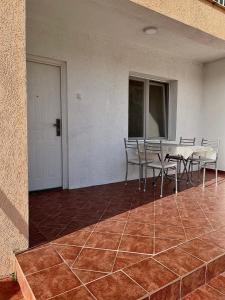 Old Town Bar Apartments