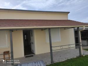 Maison avec deux chambres au calme