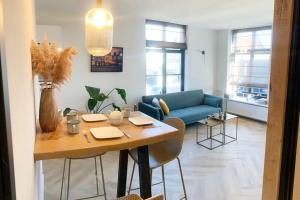 Alkmaar center apartment close to station