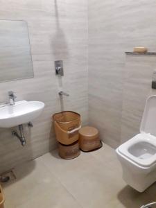 PEACOCK HILL HOMESTAY