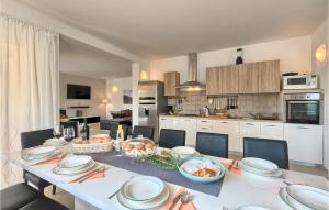 Cozy Home In Naselje Muzini With Sauna 