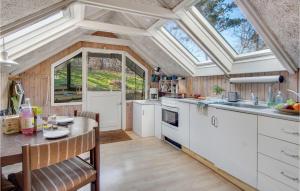 2 Bedroom Awesome Home In Sejerø