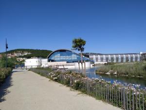 Les Salins à Sète proche plages