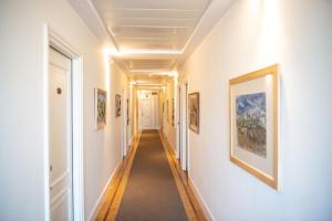Double or Twin Room with Lake View room in Hotel Royal