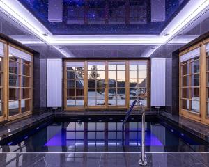 Апарт-Готель "Панщина"