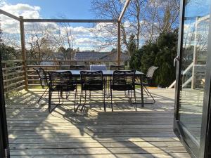 Cheerful house, close to lakes