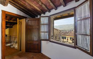 3 Bedroom Cozy Home In Sorana