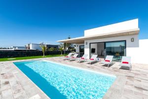 Villa Mifaya by Villa Plus