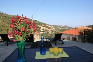 Apartamento de 1 dormitorio con vistas a la piscina