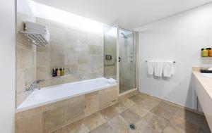 Holiday Inn Sydney Potts Point