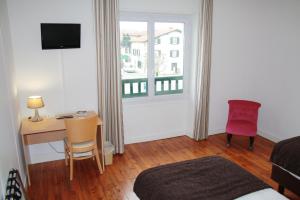 Hotels Hotel de la Rhune : photos des chambres