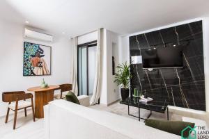 E24 Grand Luxe tout équipé et central