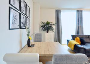 Skyscraper-Feeling With Parking Nearby