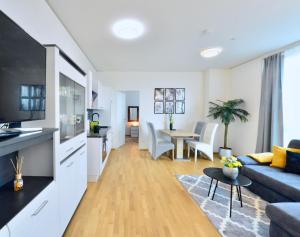 Skyscraper-Feeling With Parking Nearby