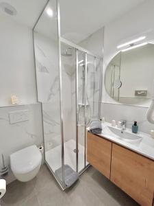 Hotels Hotel Les Deux Coteaux : photos des chambres