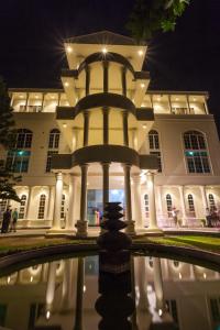 Navro Beach Resort