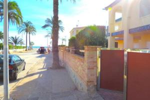 Luxury villa 20mts far from the sea