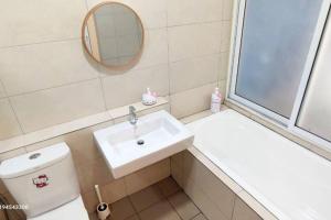 PoP Kitty Octagon Premium Ipoh Town Center 2BR by Grab A Stay