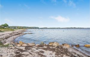 Beach Front Home In Sjølund