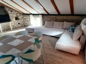 Apartments Vicko Vodnica