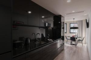 City Luxury Apartment, Downtown Porto near Metro