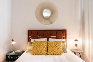 Vintage Luxury House