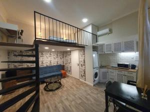 Madam with AC and the central location