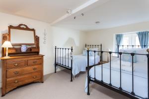 Honey Cottage