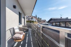 Aster Moments Apt Marie