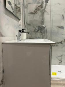 Palmiras Rome Sweet Home