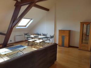 Appartements Chaleureux duplex en Alsace : photos des chambres