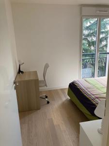 Appartements Nice and quiet 40m in Courbevoie : photos des chambres