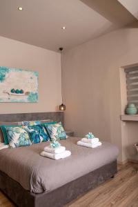 Wisdom Residence Luxury Apartments at Plaka