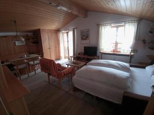 ciao-aschau FeWo Röder