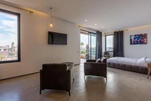 VILLA 103 - Luxury Getaway - Private Jacuzzi