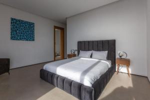 VILLA 103 - Luxury Getaway - Private Jacuzzi