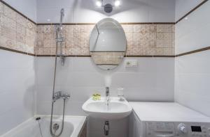 Apartments on Velyka Vasylkivska 47