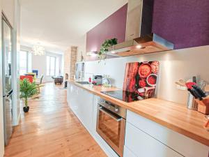 Cosy Pyrénées 2CH - Vue sur le Château et Parking privé