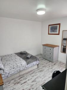 City centre lovely Apartment with the Cheapest Overnight Parking