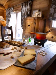 Appart'hotels CGH Residences & Spas Les Alpages De Champagny : Appartement 2 Chambres (6 Adultes) 