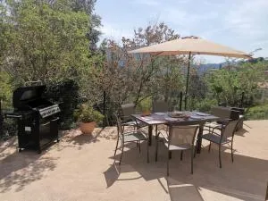 CHEZ PERLE à LEVIE, logement entier de type T4 - Orone