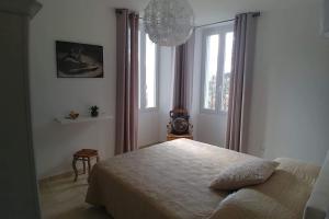 Appartements CHEZ PERLE a LEVIE, logement entier de type T4 : photos des chambres