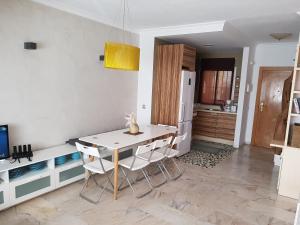 Penthouse lumineux avec piscine