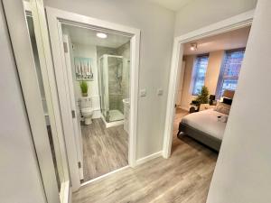 Snug in the Heart of Town Centre - Close to Beach and Nightlife