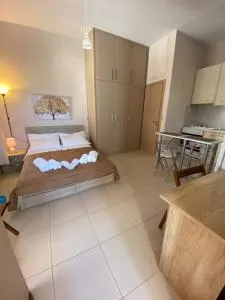 BLUE PHAISTOS APARTMENTS No1 - Monókhoron