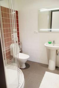 STUNNING 2 BEDROOM APARTMENT IN QUITE PART OF RIGA