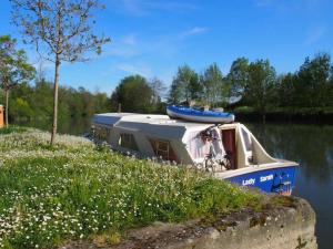 Bateaux Penichette Lady Sarah : photos des chambres