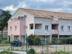 Appartement tout confort 2-4 pers 500 m de la plage avec piscine et wifi